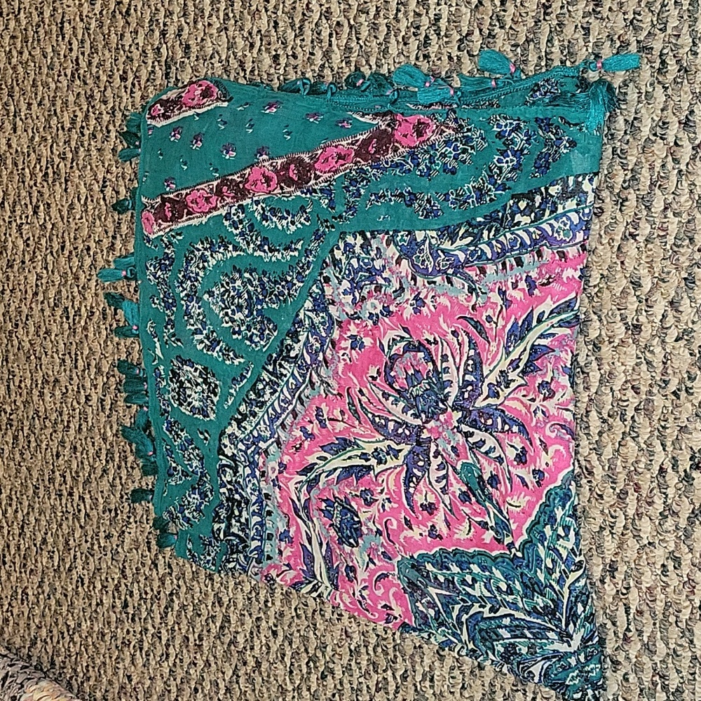 American Eagle Square teal and pink scarf